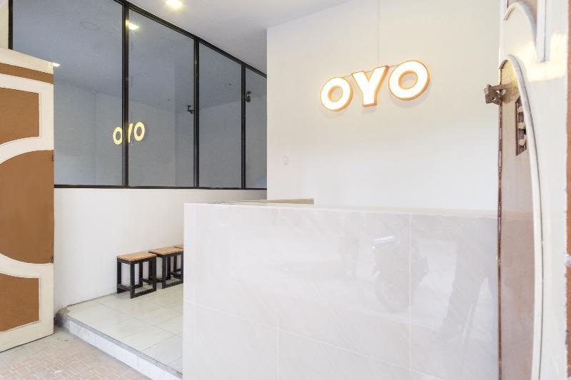 Oyo 835 Metropolitan Home Stay Medan Zewnętrze zdjęcie