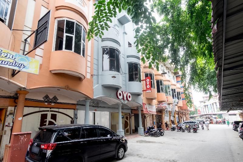 Oyo 835 Metropolitan Home Stay Medan Zewnętrze zdjęcie