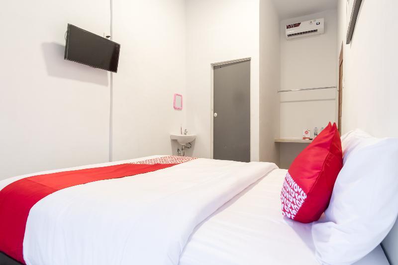 Oyo 835 Metropolitan Home Stay Medan Zewnętrze zdjęcie