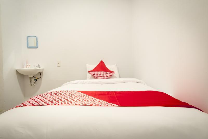 Oyo 835 Metropolitan Home Stay Medan Zewnętrze zdjęcie
