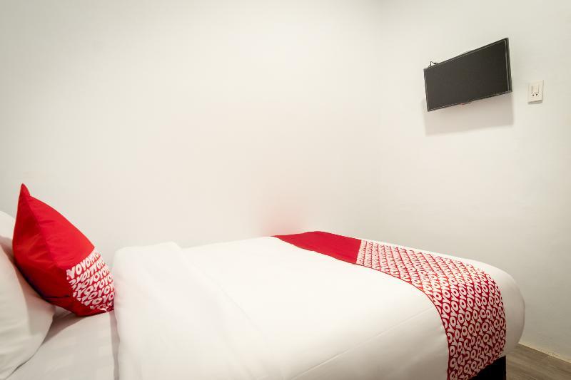 Oyo 835 Metropolitan Home Stay Medan Zewnętrze zdjęcie