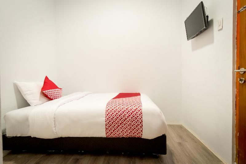 Oyo 835 Metropolitan Home Stay Medan Zewnętrze zdjęcie
